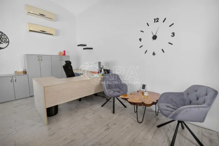 Prodej výrobních prostor, Brno - Medlánky, Turistická, 585 m2
