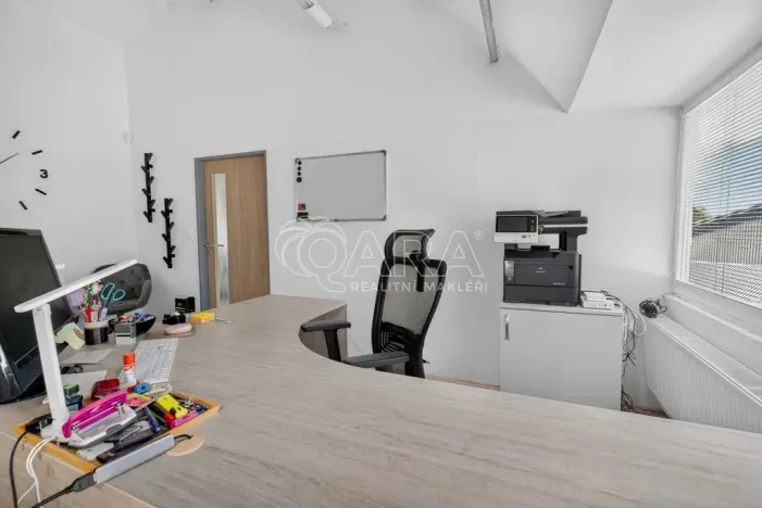 Prodej výrobních prostor, Brno - Medlánky, Turistická, 585 m2