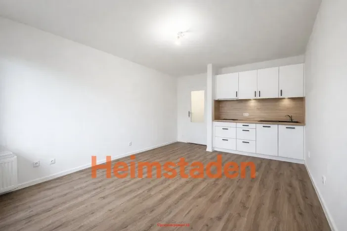 Pronájem bytu 1+kk, Karviná - Hranice, Čsl. armády, 26 m2