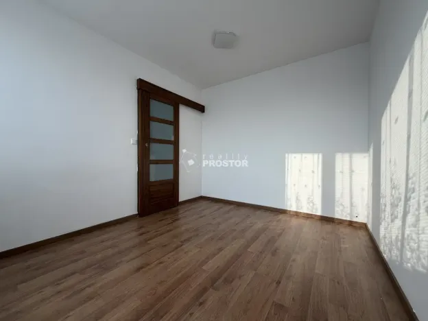 Pronájem bytu 2+1, Praha - Letňany, Bohumínská, 40 m2