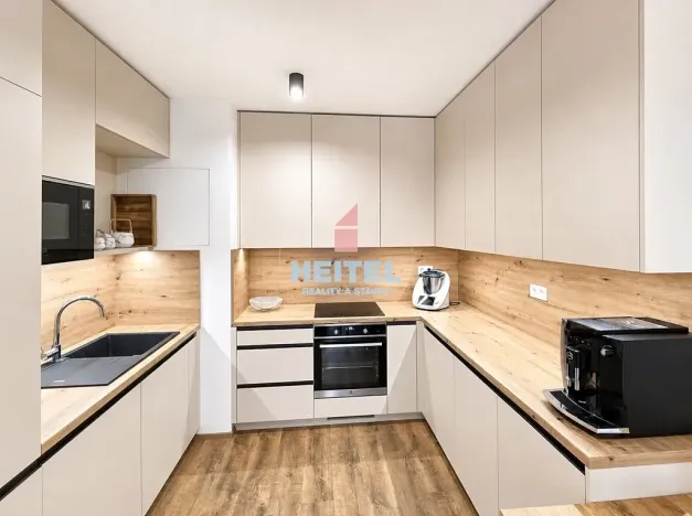 Prodej bytu 2+kk, Slavkov u Brna, Slovanská, 85 m2