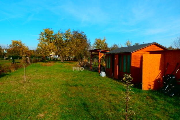 Pronájem zahrady, Znojmo, 1330 m2
