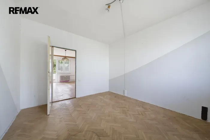 Prodej bytu 3+1, Hroznětín, Sídliště, 73 m2