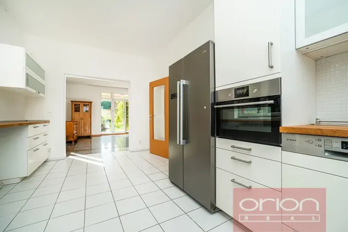 Pronájem rodinného domu, Praha - Nebušice, Na závěji, 250 m2
