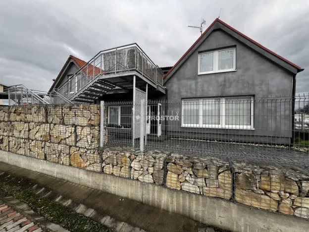 Pronájem bytu 2+kk, Mělník, Řípská, 52 m2