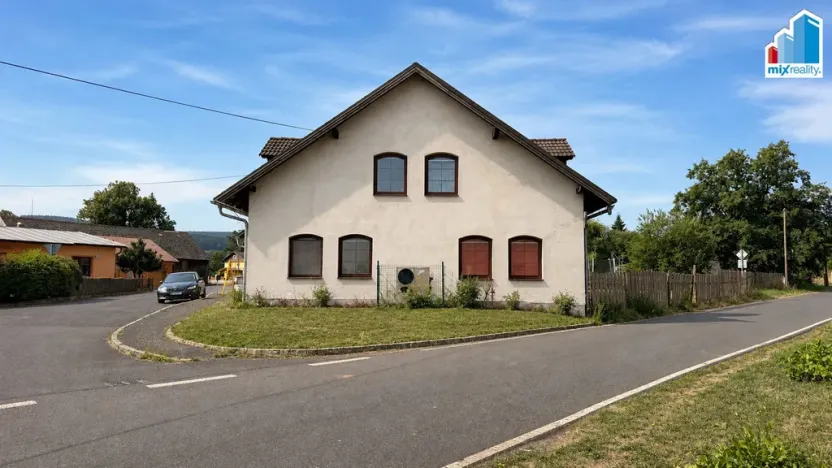 Prodej rodinného domu, Chudenín, 280 m2