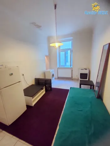 Pronájem bytu 2+kk, Praha - Košíře, Holečkova, 43 m2
