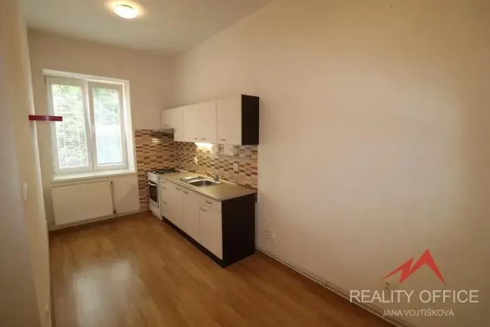 Pronájem bytu 2+kk, Děčín - Děčín II-Nové Město, Příkrá, 45 m2