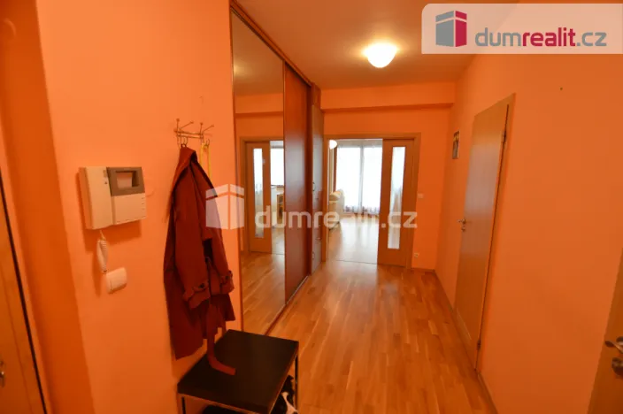 Pronájem bytu 2+kk, Praha - Jinonice, Hlubocká, 64 m2