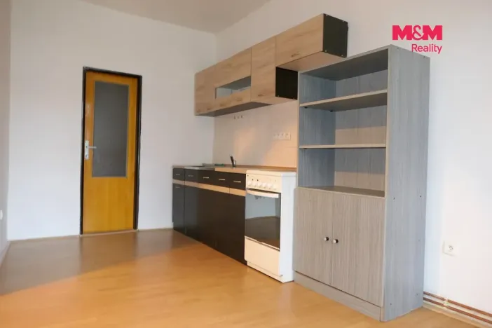 Pronájem bytu 2+1, Pilníkov, Náměstí, 45 m2