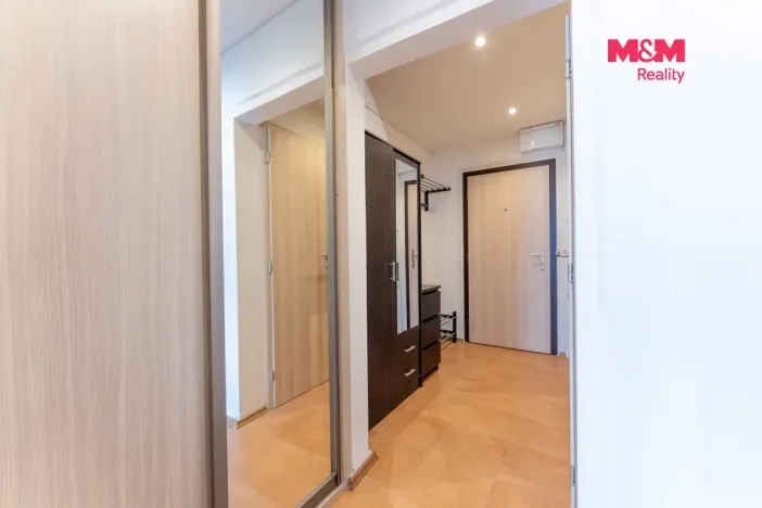 Prodej bytu 2+kk, Praha - Kamýk, Ve Lhotce, 41 m2