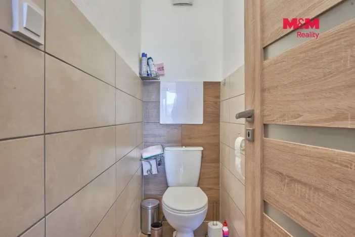 Prodej bytu 3+1, Březůvky, 81 m2