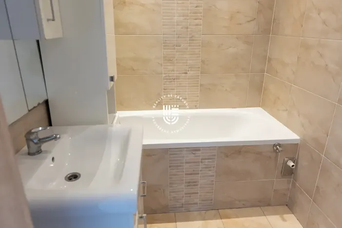Prodej bytu 2+1, Praha - Letňany, Tupolevova, 54 m2