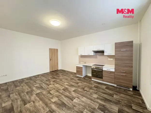 Pronájem bytu 2+kk, Krnov - Pod Bezručovým vrchem, Petrovická, 57 m2