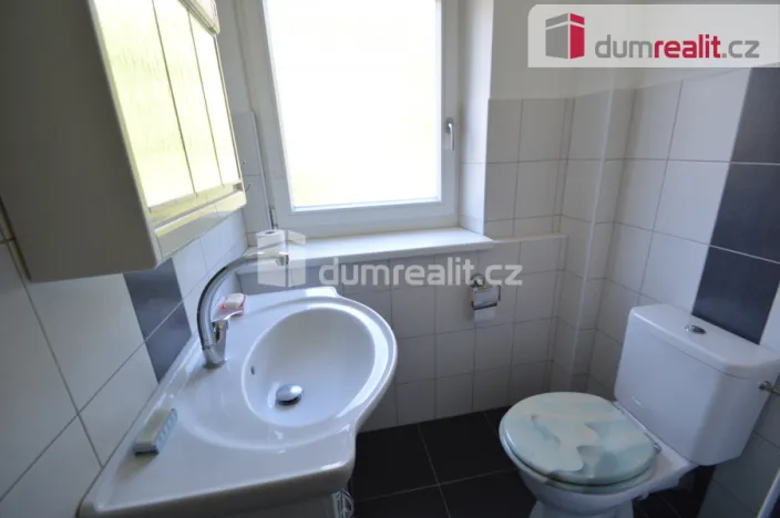 Pronájem bytu 2+kk, Praha - Vršovice, Kišiněvská, 53 m2