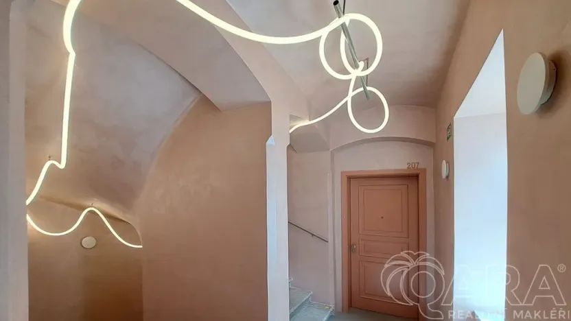 Pronájem bytu 2+kk, Praha - Nusle, Boleslavova, 43 m2