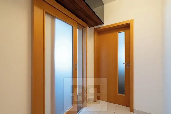 Pronájem bytu 3+kk, Praha - Velká Chuchle, 70 m2