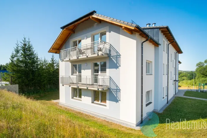 Prodej bytu 3+kk, Trhové Sviny, Za Pilou, 88 m2