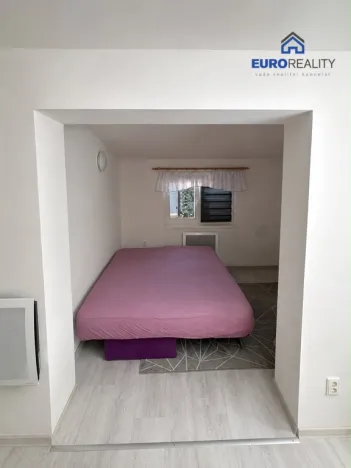 Pronájem bytu 2+1, Kolín, Pejřimská, 50 m2
