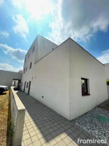 Prodej bytu 4+kk, Znojmo, Smutného, 79 m2