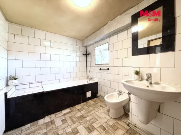 Prodej rodinného domu, Činěves, 78 m2