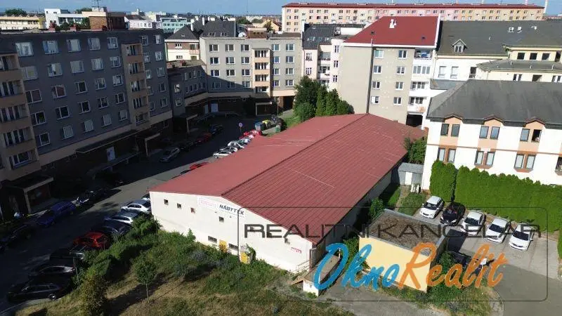 Prodej obchodního prostoru, Přerov - Přerov I-Město, Žerotínovo nám., 747 m2