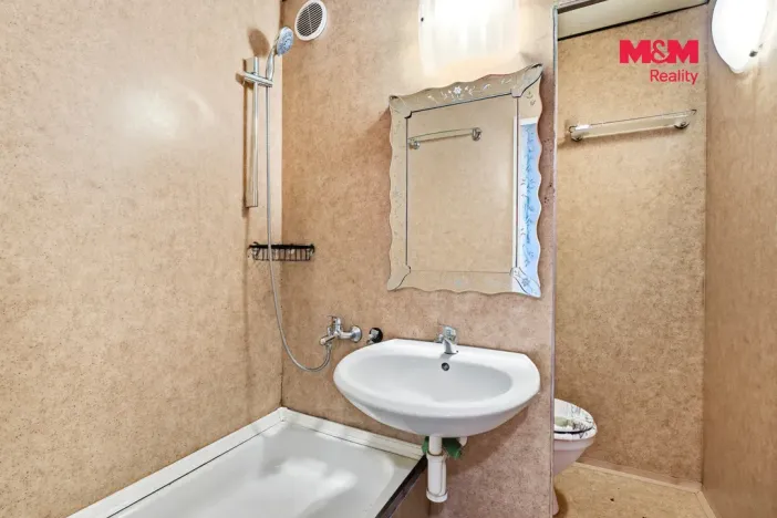 Prodej bytu 2+kk, Ústí nad Labem - Severní Terasa, Šrámkova, 40 m2