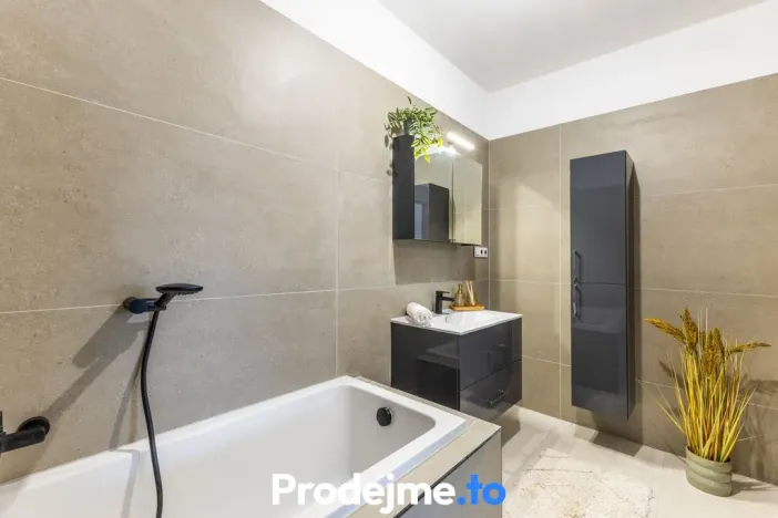 Prodej rodinného domu, Hevlín, 113 m2