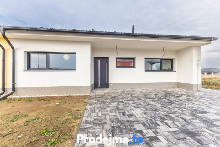 Prodej rodinného domu, Hevlín, 113 m2
