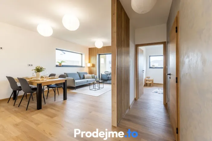 Prodej rodinného domu, Hevlín, 81 m2
