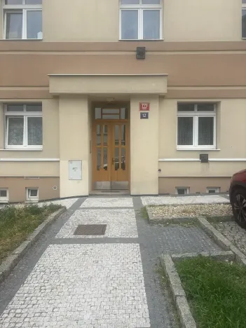 Pronájem bytu 1+kk, Praha - Břevnov, Nad Závěrkou, 35 m2