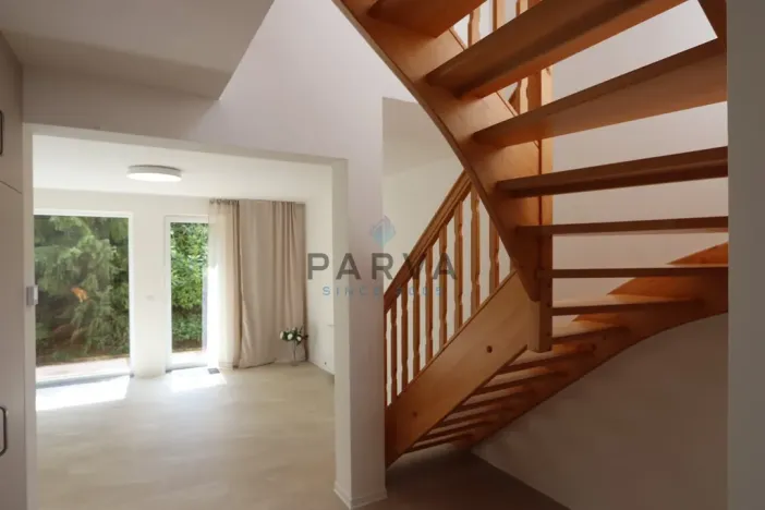 Pronájem rodinného domu, Plzeň - Litice, Dubová, 165 m2