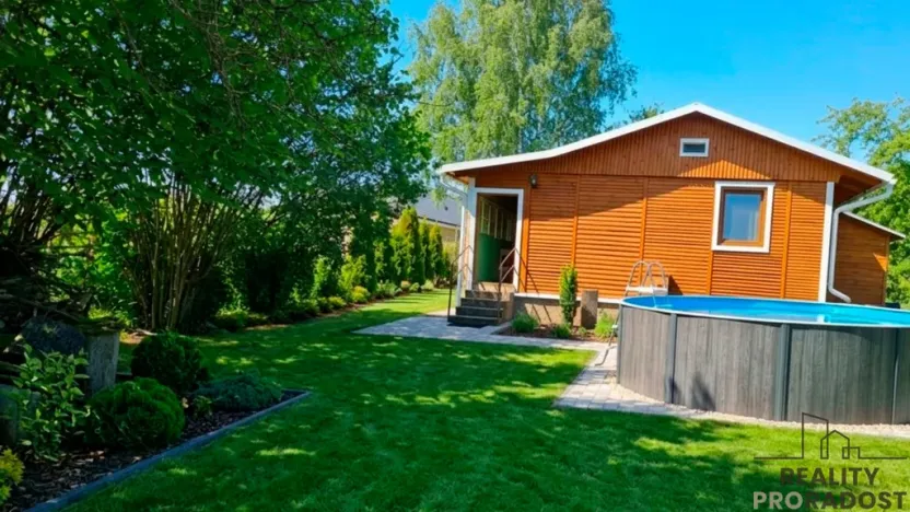 Prodej pozemku pro bydlení, Kamenice, Višňovka II, 606 m2
