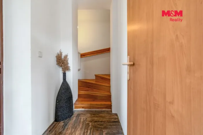 Prodej rodinného domu, Králův Dvůr - Křižatky, 156 m2