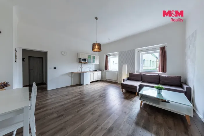 Prodej ubytování, Hroznětín, Mlýnská, 327 m2
