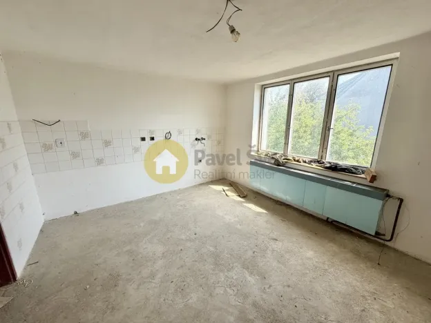 Prodej rodinného domu, Radomyšl, Školní, 214 m2