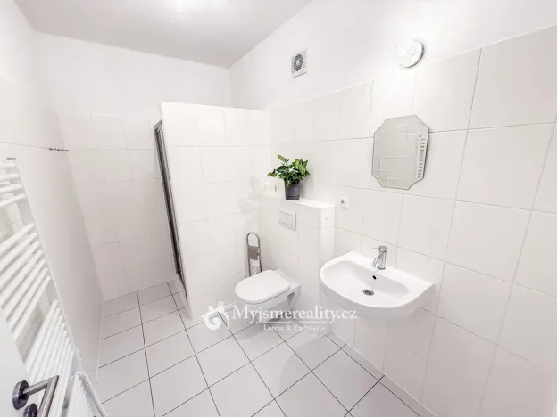 Pronájem bytu 2+kk, Znojmo, Růžičkova, 38 m2