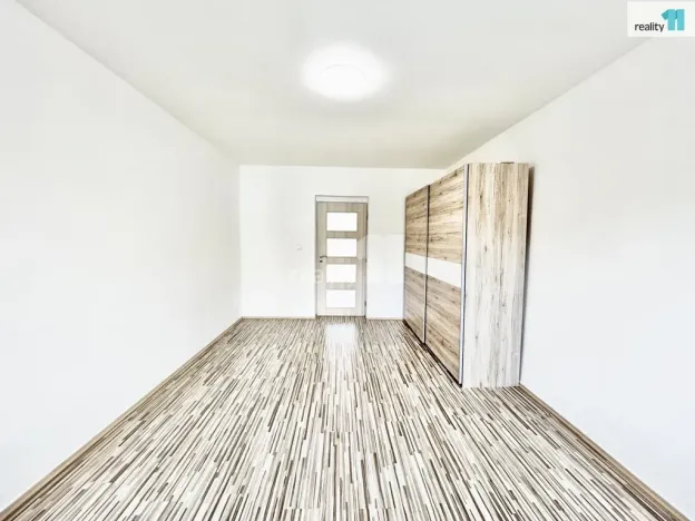 Pronájem bytu 3+kk, Praha - Hrdlořezy, Českobrodská, 65 m2