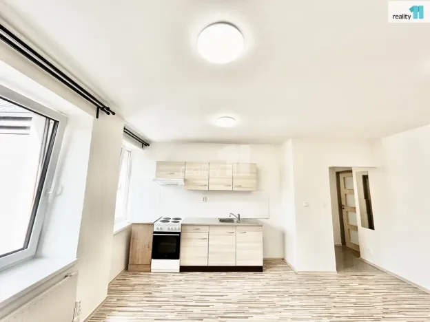 Pronájem bytu 3+kk, Praha - Hrdlořezy, Českobrodská, 65 m2