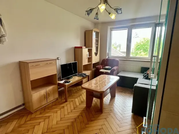 Pronájem bytu 2+kk, Hrušová, 30 m2