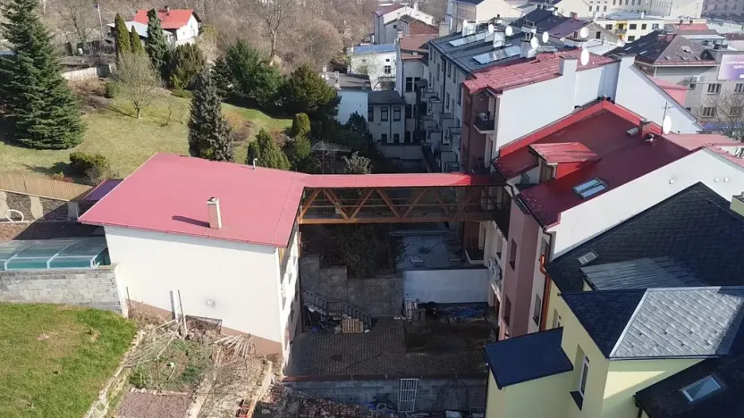 Dražba vícegeneračního domu, Náchod, Komenského, 1000 m2