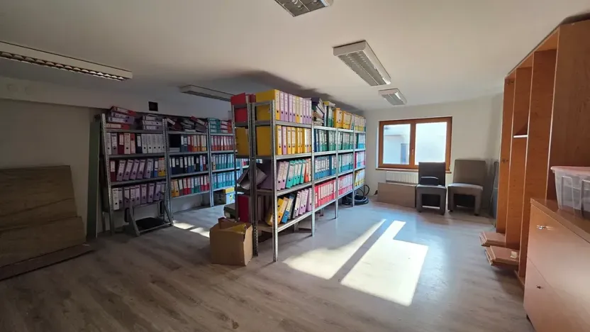Dražba vícegeneračního domu, Náchod, Komenského, 1000 m2