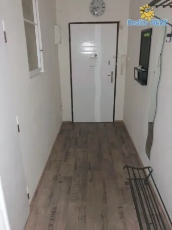 Pronájem bytu 2+1, Praha - Nusle, Na Veselí, 56 m2
