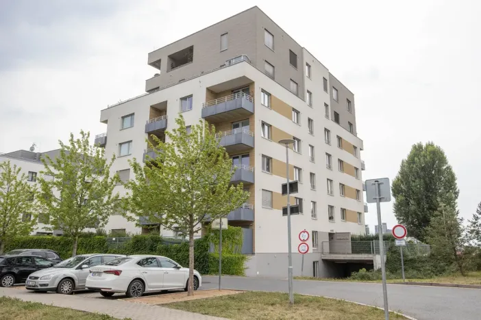 Pronájem bytu 3+kk, Praha - Vysočany, Svatošových, 72 m2