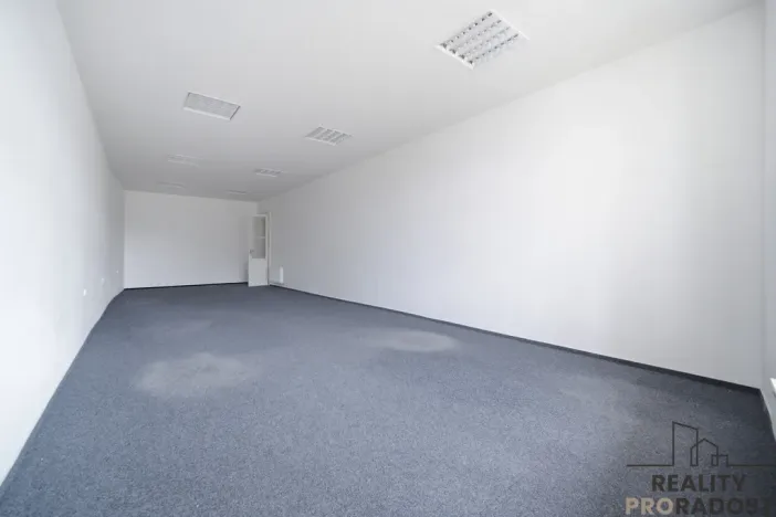Pronájem kanceláře, Jaroměř, nám. Československé armády, 137 m2