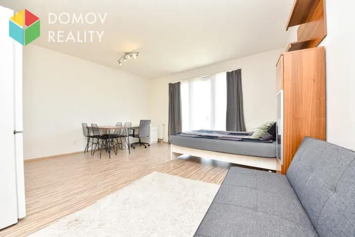 Pronájem bytu 1+kk, Beroun, Nepilova, 36 m2