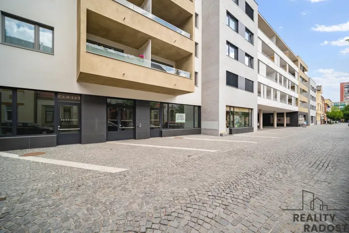 Pronájem bytu 1+kk, Pardubice, Smilova, 32 m2