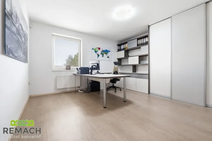 Prodej rodinného domu, Blatnice pod Svatým Antonínkem, 335 m2