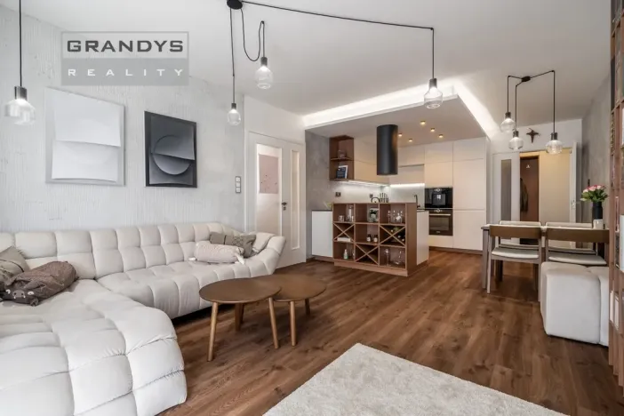 Pronájem bytu 3+kk, Praha, K Beranovu, 77 m2