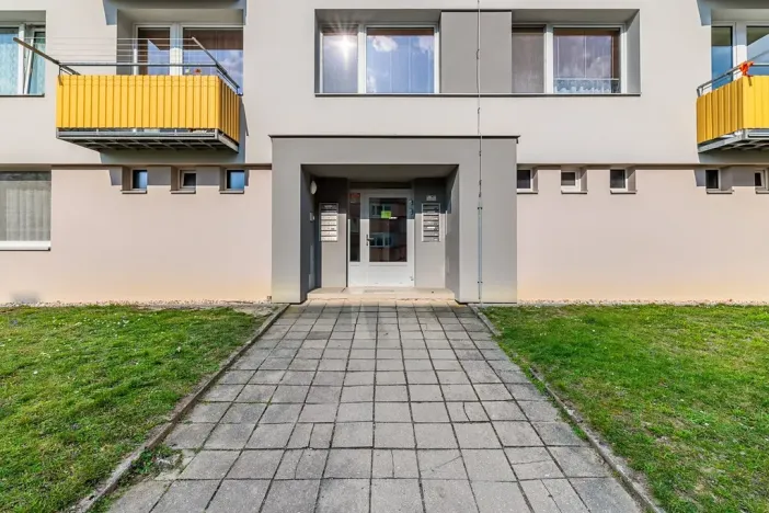 Pronájem bytu 2+1, Veselí nad Lužnicí, Pod Markem, 56 m2